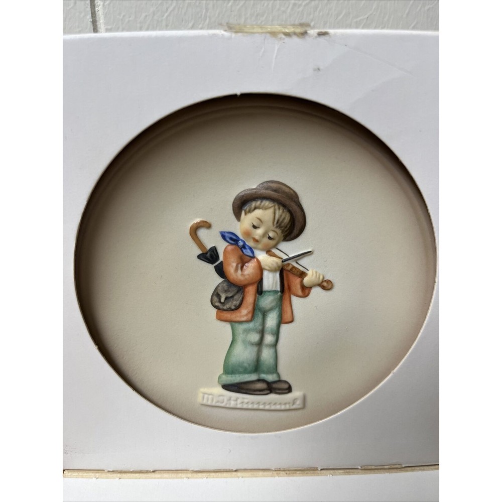 Goebel M.J. Hummel Miniature Collectors Plate 1984 "Little Fiddler" w/ Box